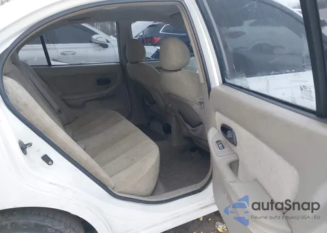 2002 Hyundai Elantra Gls z USA, uszkodzony, nr VIN KMHDN45DX2U454348